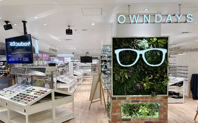 OWNDAYS ODAKYU湘南GATE店の写真(神奈川県藤沢市)
